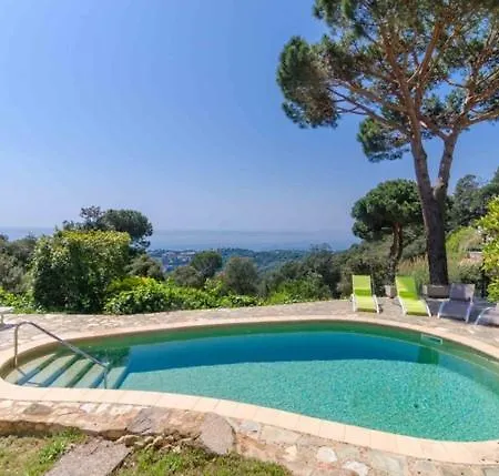 Sant Eloi Sleeps 8 Pool Wifi Villa Lloret de Mar